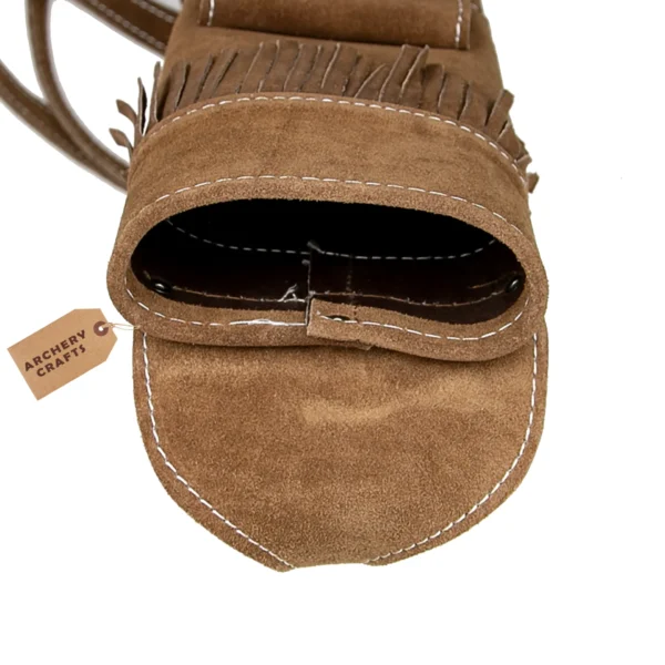 leather back quiver suede brown top opening close-up arrow compartment